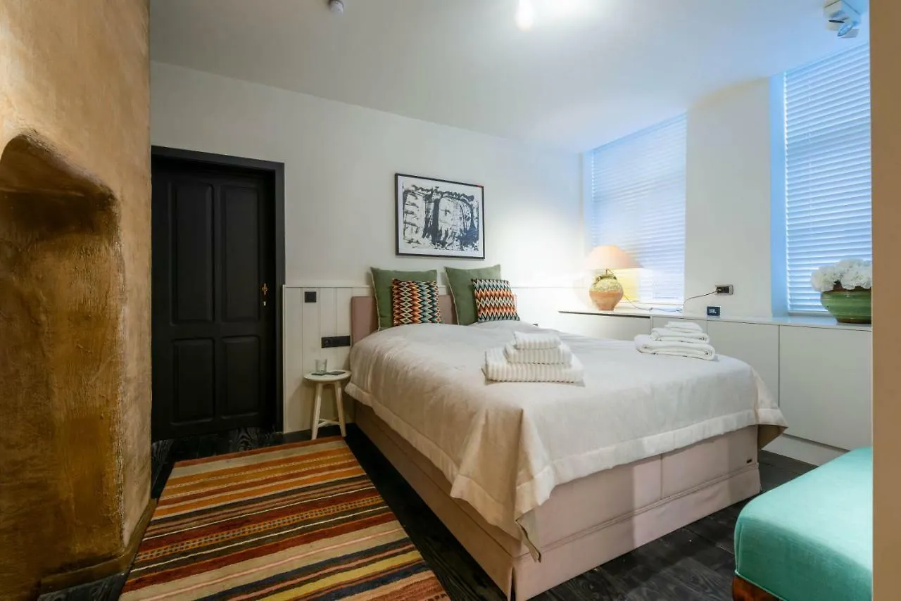 Ter Hoorn Apartment Bruges Homestay